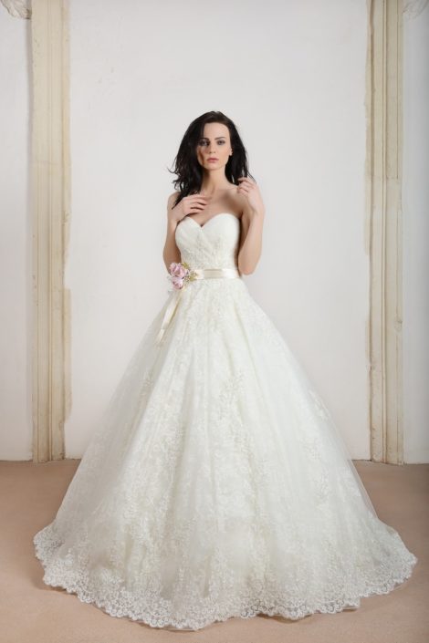 Abito importante da sposa