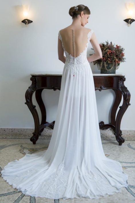 abito matrimonio con gonna corta