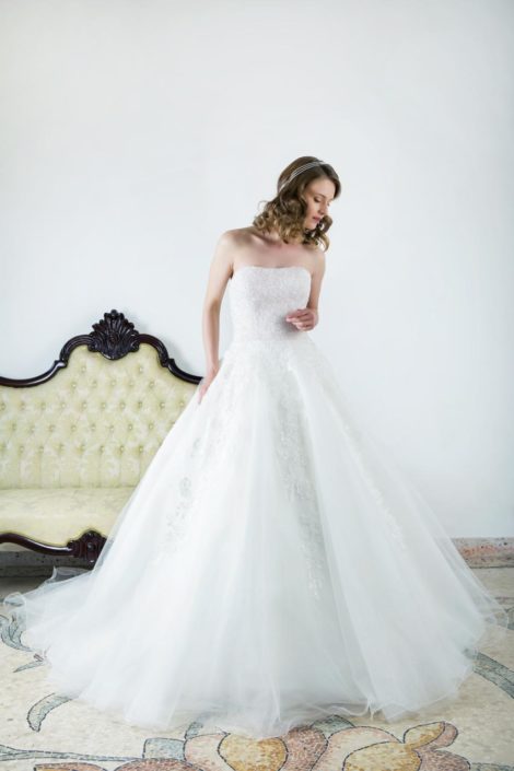 corpino da sposa ricamato